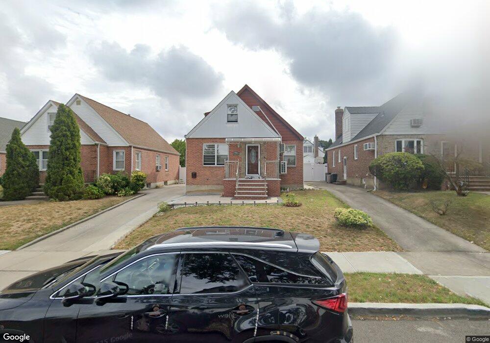 6937 184th St, Fresh Meadows, NY 11365 - photo 1