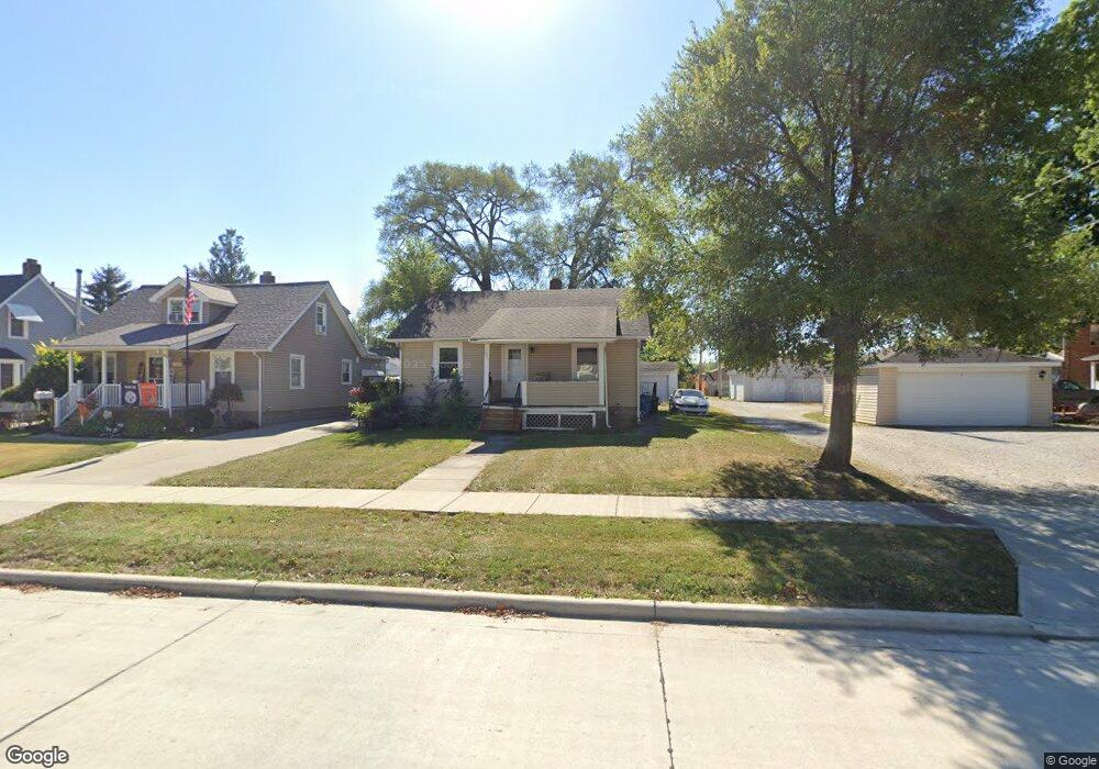 2214 E 34th St, Lorain, OH 44055 - photo 1