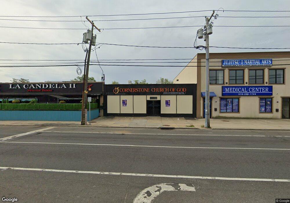 211 Hempstead Turnpike, West Hempstead, NY 11552 - photo 1