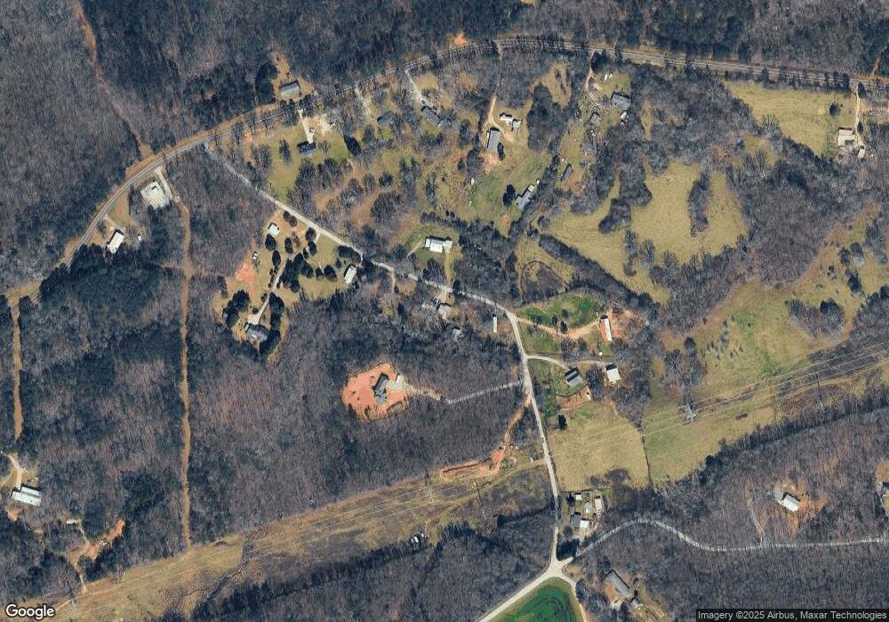 204 Pritchett Rd, Lula, GA 30554 - photo 1