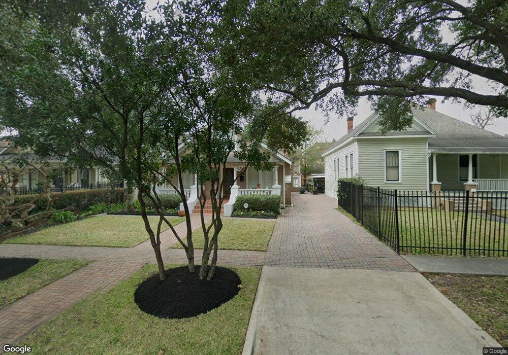 1647 Cortlandt St, Houston, TX 77008 - photo 1