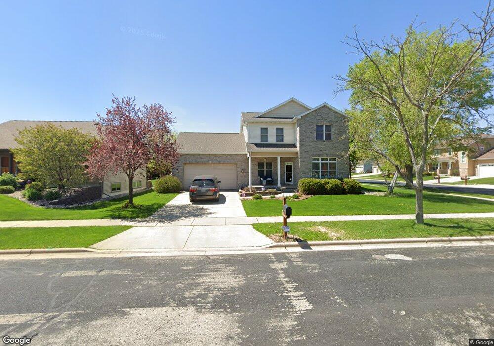 2885 Crinkle Root Dr, Fitchburg, WI 53711 - photo 1