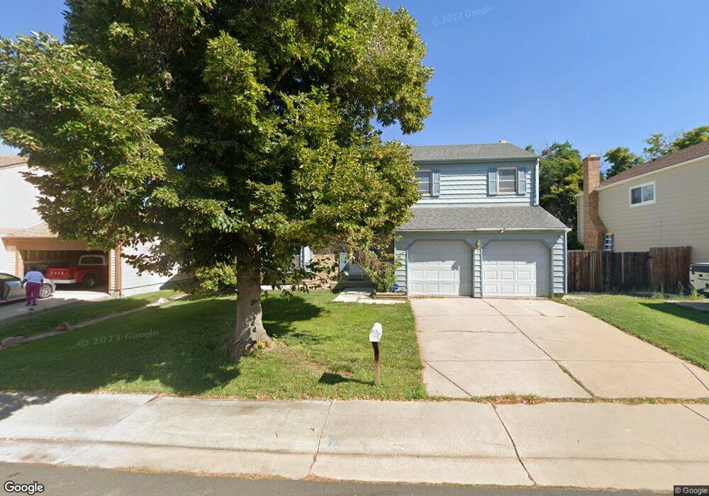 719 S Laredo Cir, Aurora, CO 80017 - photo 1