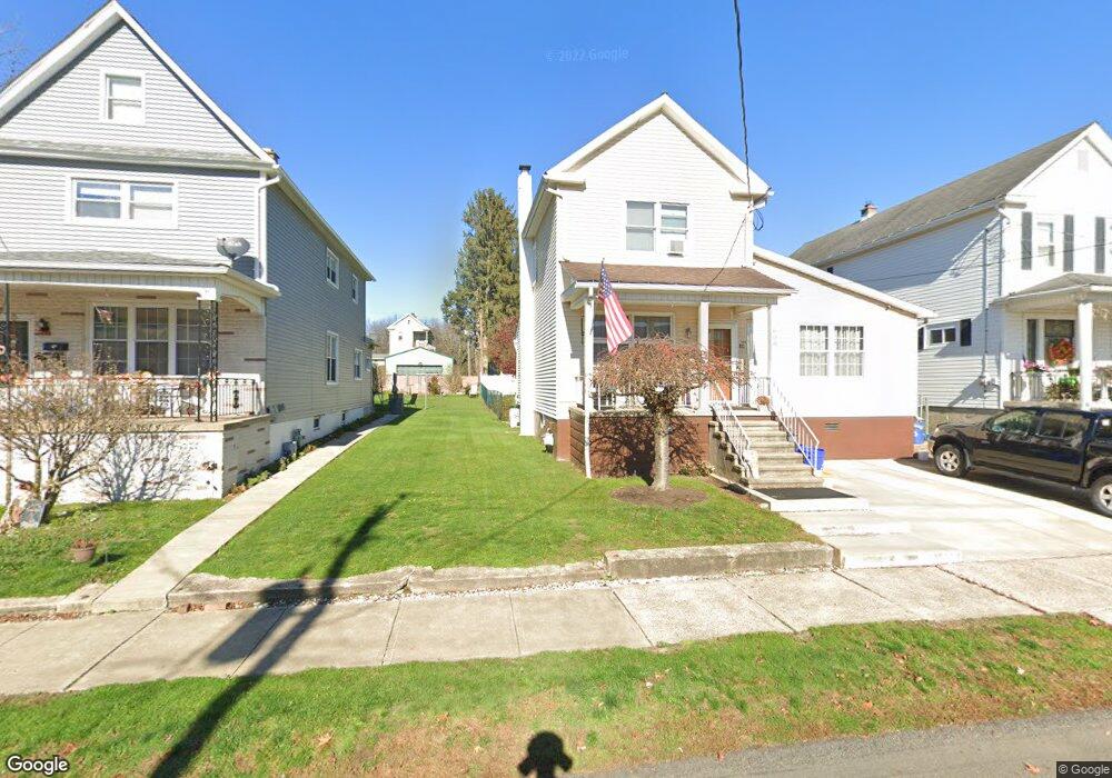 608 Perry St, Nanticoke, PA 18634 - photo 1