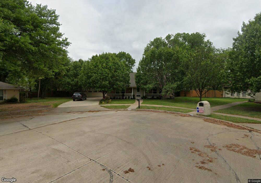 1710 Lexington Cir, Ennis, TX 75119 - photo 1