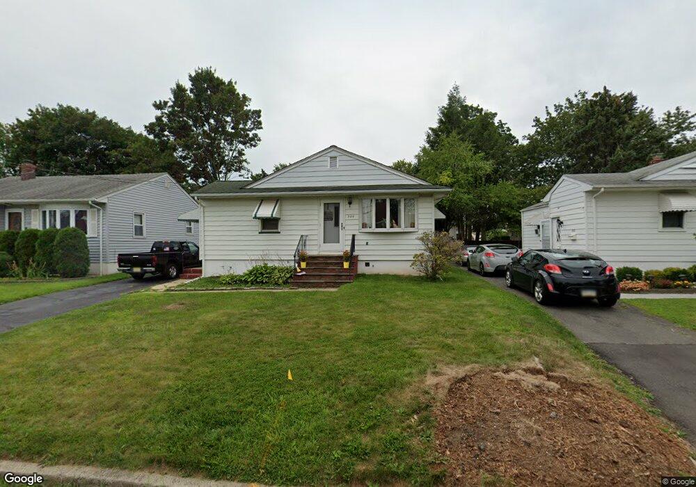 328 Codrington Place, Bound Brook, NJ 08805 - photo 1