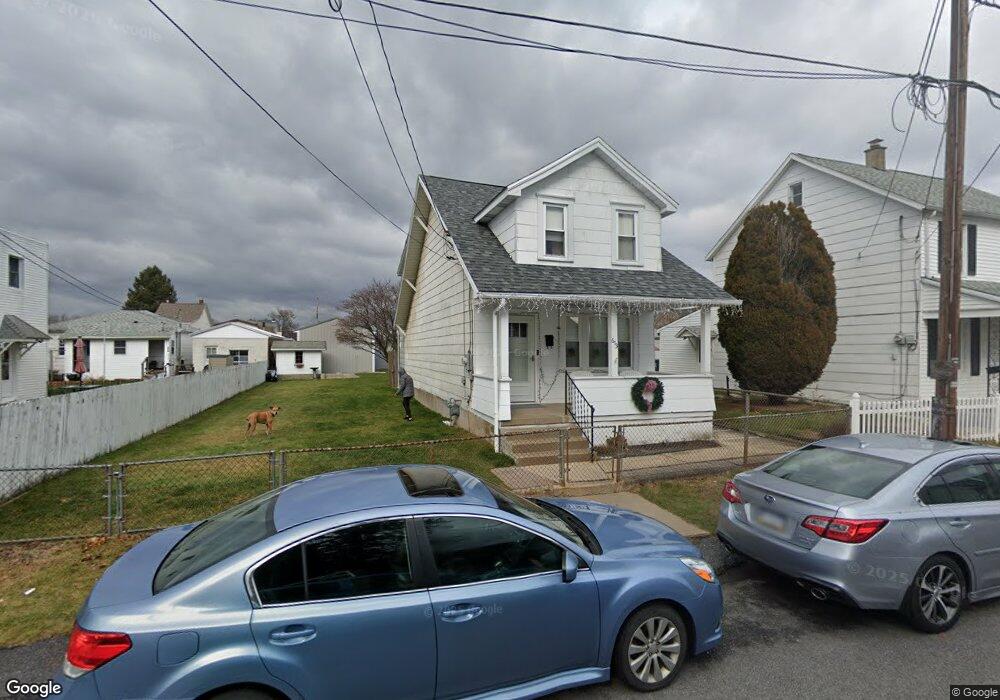 613 W Green St, Hazle Township, PA 18202 - photo 1