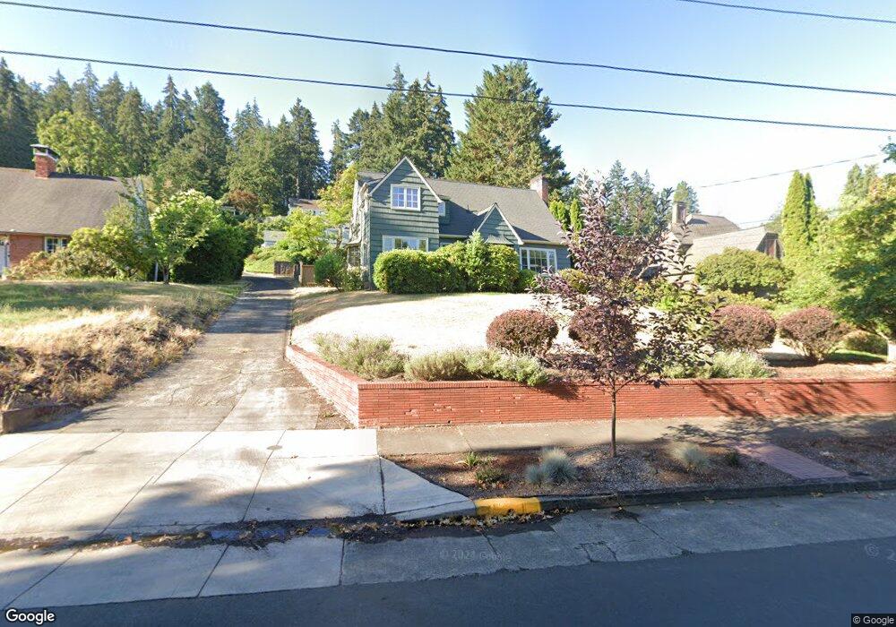 2185 Fairmount Blvd, Eugene, OR 97403 - photo 1