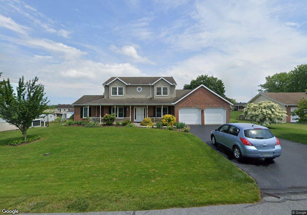 922 Bard Dr, Chambersburg, PA 17202 - photo 1