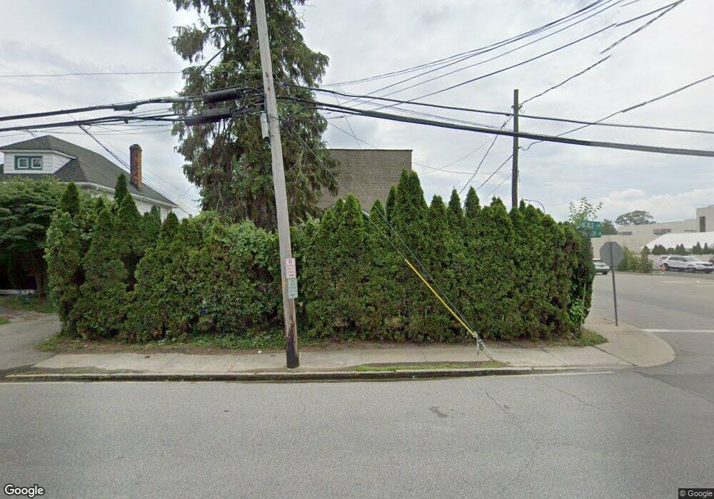 16 Hicks Ln unit E, Great Neck, NY 11024 - photo 1