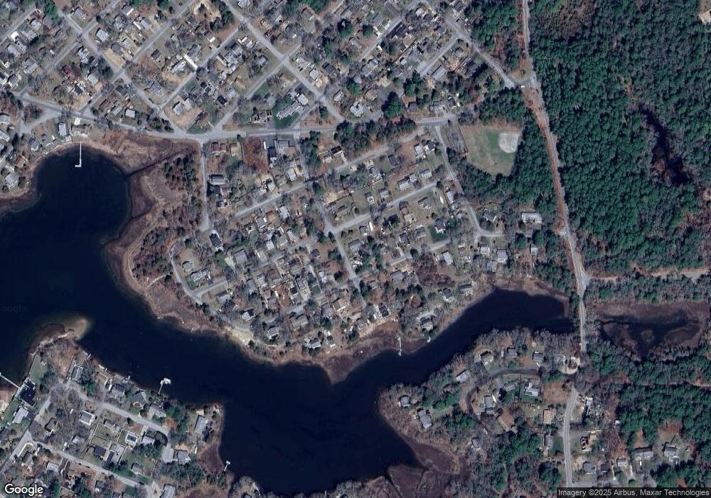 8 Cape Ave, Wareham, MA 02571 - photo 1