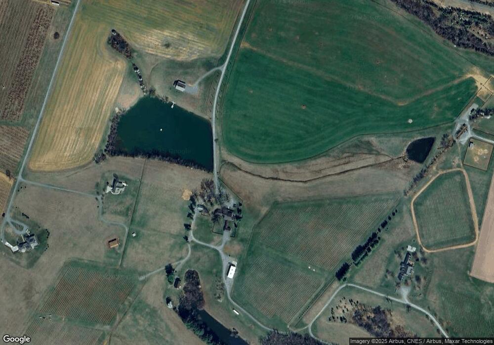 6577 Jarmans Gap Rd, Crozet, VA 22932 - photo 1