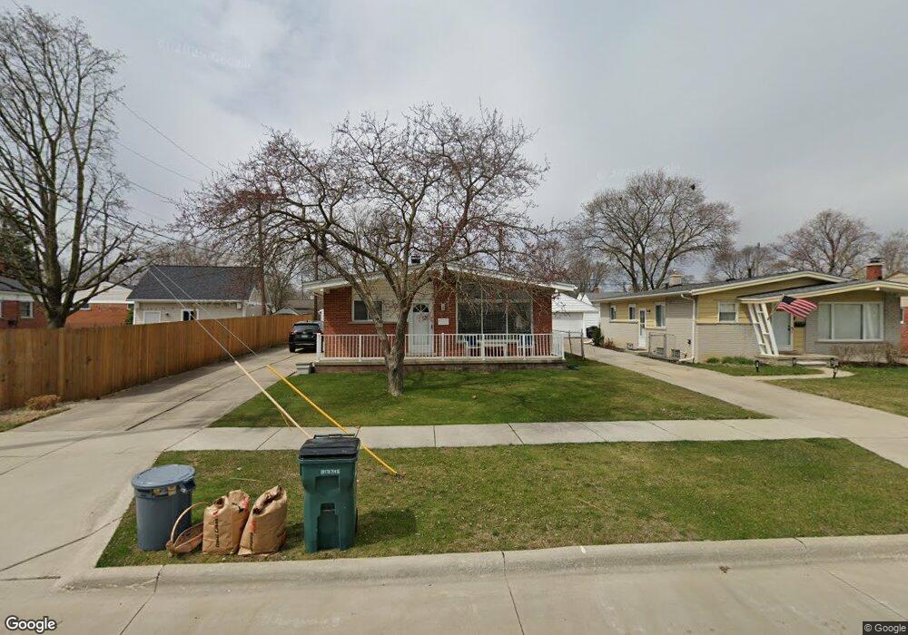 1201 N Selfridge Blvd, Clawson, MI 48017 - photo 1