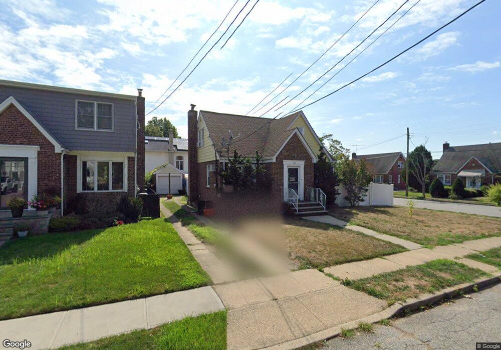 263 Hoffman St, Franklin Square, NY 11010 - photo 1