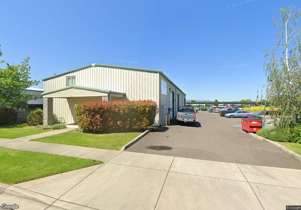 4881 Airway Dr, Central Point, OR 97502 - photo 1