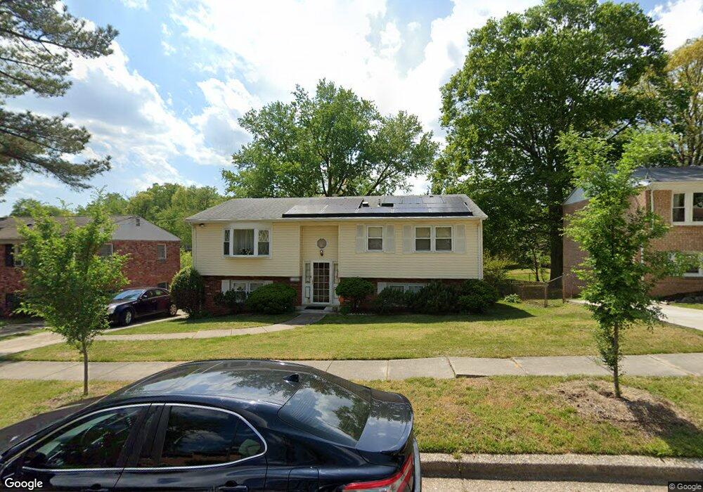 1309 Shady Glen Dr, District Heights, MD 20747 - photo 1