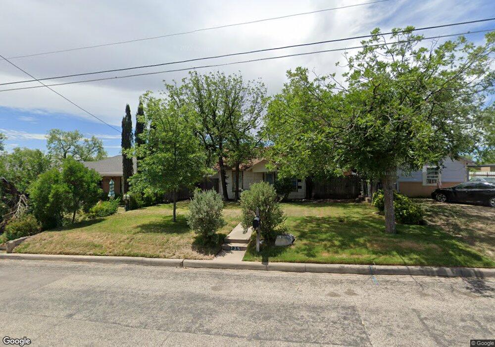725 E Avenue D, San Angelo, TX 76903 - photo 1
