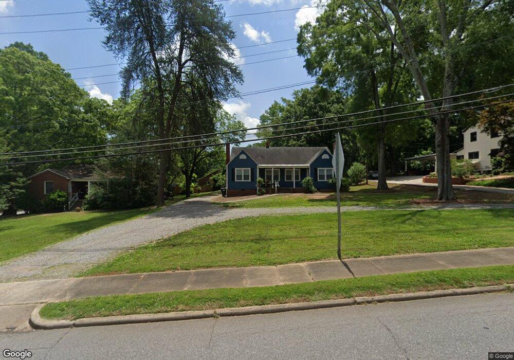 1116 E Broad St, Statesville, NC 28677 - photo 1