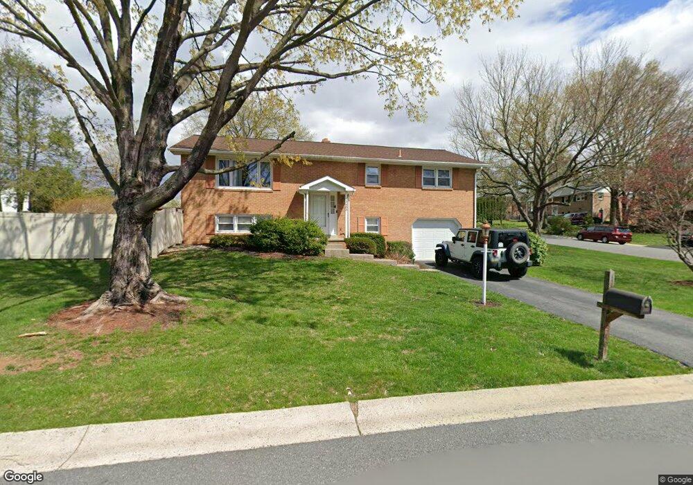 3405 Lantana Ave, Reading, PA 19605 - photo 1