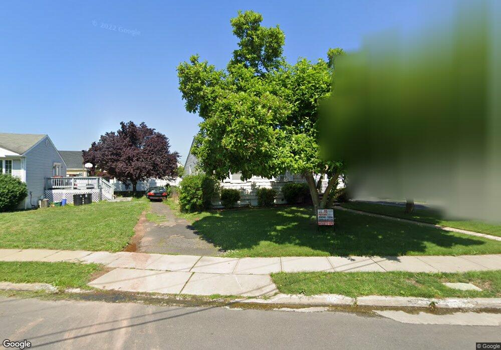 3 Oakwood Place, Carteret, NJ 07008 - photo 1