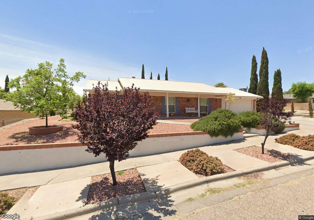 10652 Vista Lomas Dr, El Paso, TX 79935 - photo 1