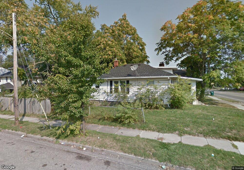 1127 N Martin Luther King jr Blvd, Lansing, MI 48915 - photo 1