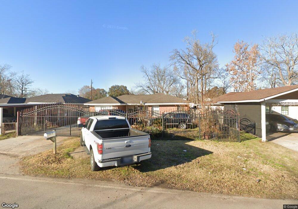 2813 Cromwell St, Houston, TX 77093 - photo 1