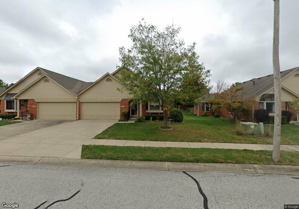 2877 Colony Lake Dr E unit B, Plainfield, IN 46168 - photo 1