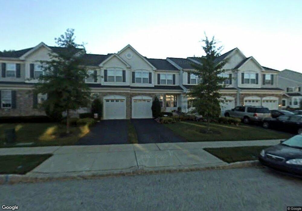 170 Portsmouth Cir, Glen Mills, PA 19342 - photo 1