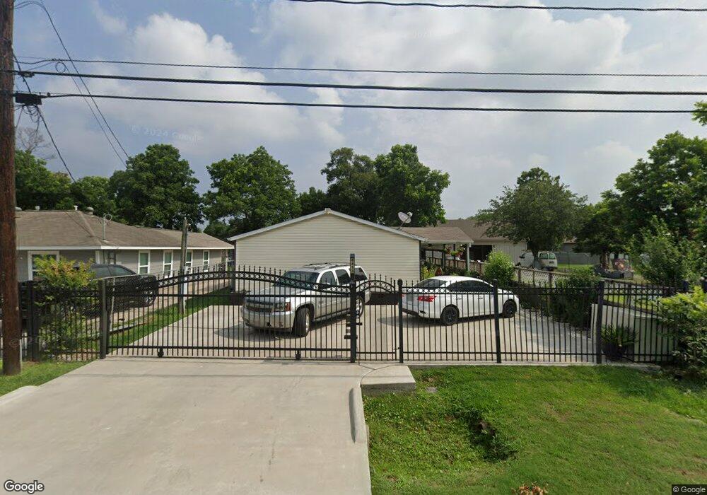 4413 Cedar Hill Ln, Houston, TX 77093 - photo 1