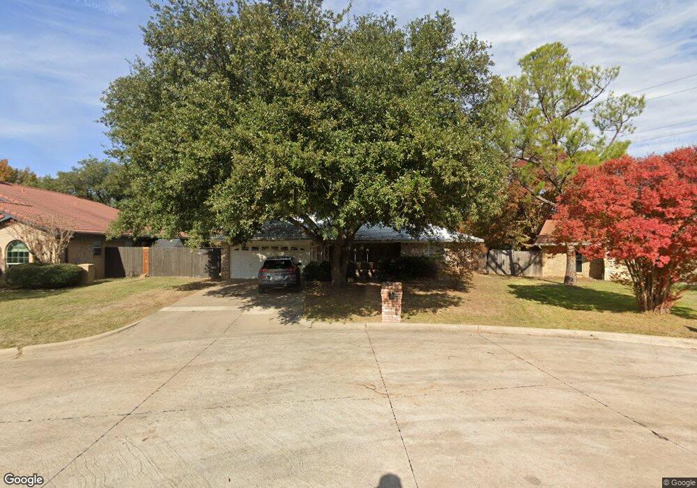2840 Toni Ct, Hurst, TX 76054 - photo 1