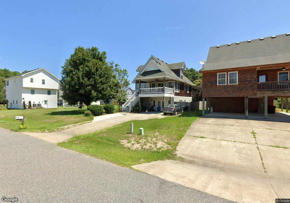 1407 Elizabeth St, Kill Devil Hills, NC 27948 - photo 1