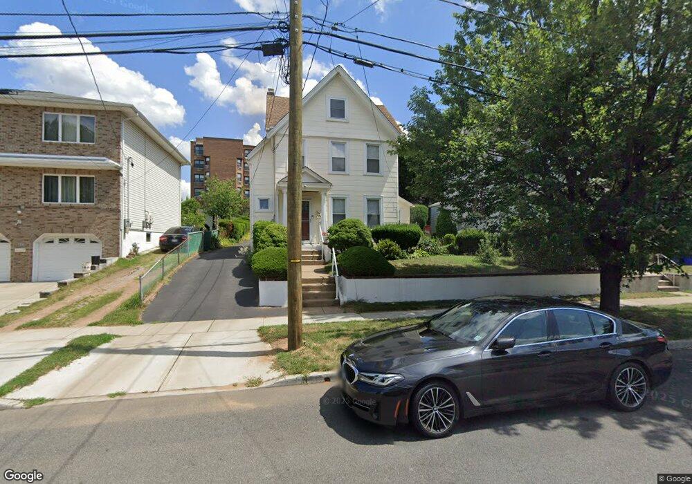 274 Travers Place, Lyndhurst, NJ 07071 - photo 1