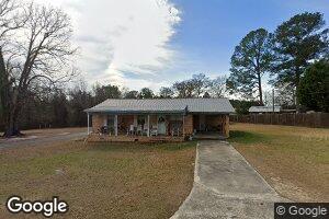 103 Canary Cir, Soperton, GA 30457