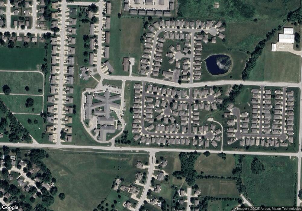 525 S Saturn Dr, Raymore, MO 64083 - photo 1