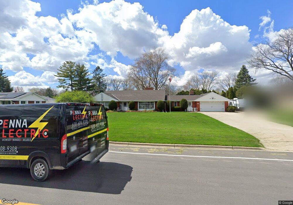 225 S Edgelawn Dr, Aurora, IL 60506 - photo 1