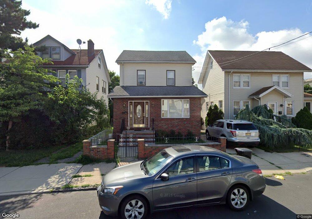 374 Devon St, Kearny, NJ 07032 - photo 1