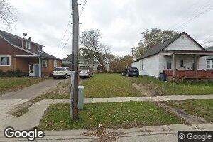 635 11th St, Port Huron, MI 48060