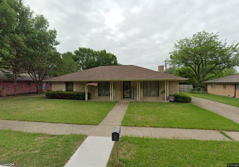 1413 Sundale St, Ennis, TX 75119 - photo 1