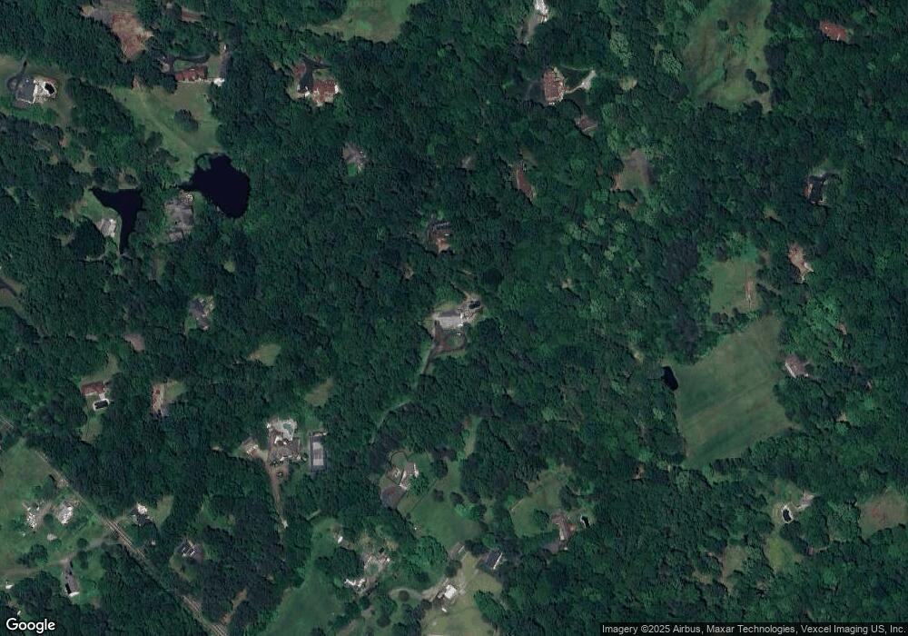 12208 Henderson Rd, Clifton, VA 20124 - photo 1