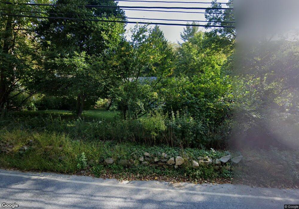 127 Weed St, New Canaan, CT 06840 - photo 1