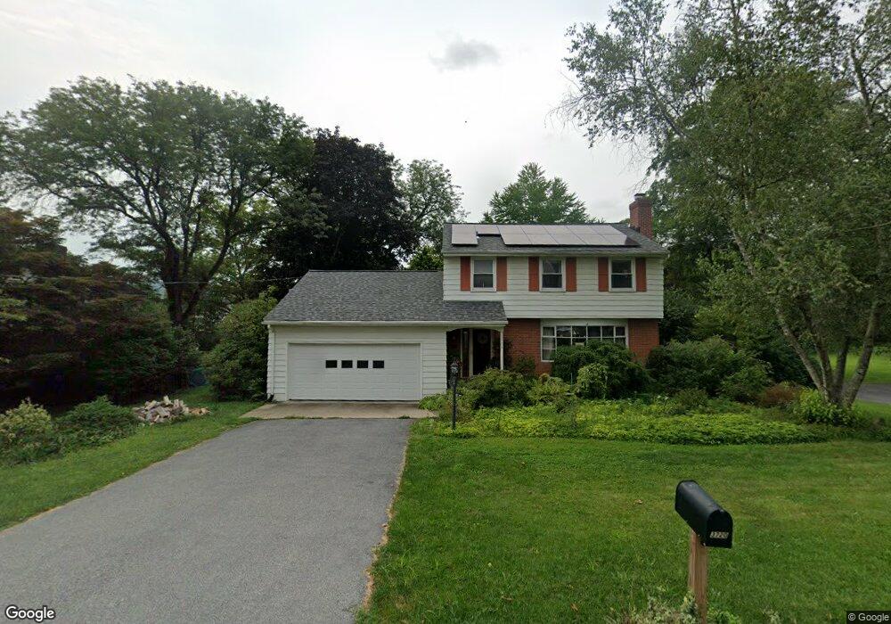 3720 Southwood Dr, Easton, PA 18045 - photo 1