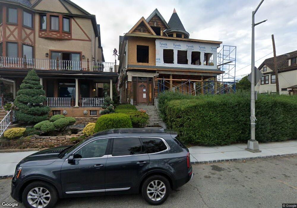 773 Boulevard E, Weehawken, NJ 07086 - photo 1