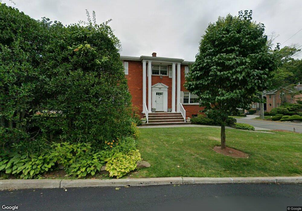 319 Castle Dr, Englewood Cliffs, NJ 07632 - photo 1