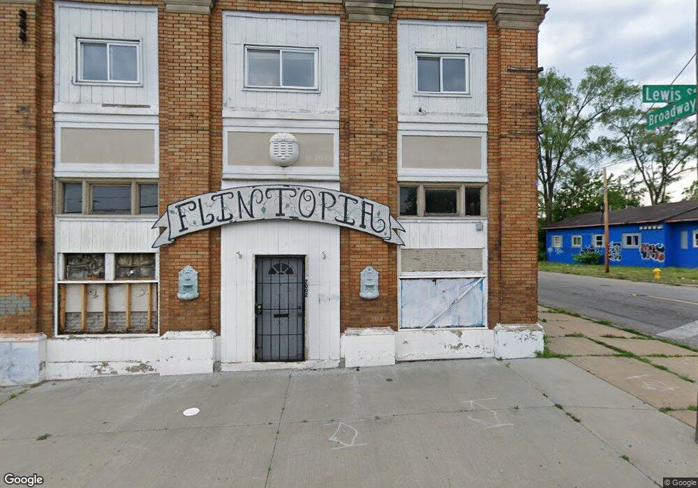 2002 Lewis St, Flint, MI 48506 - photo 1