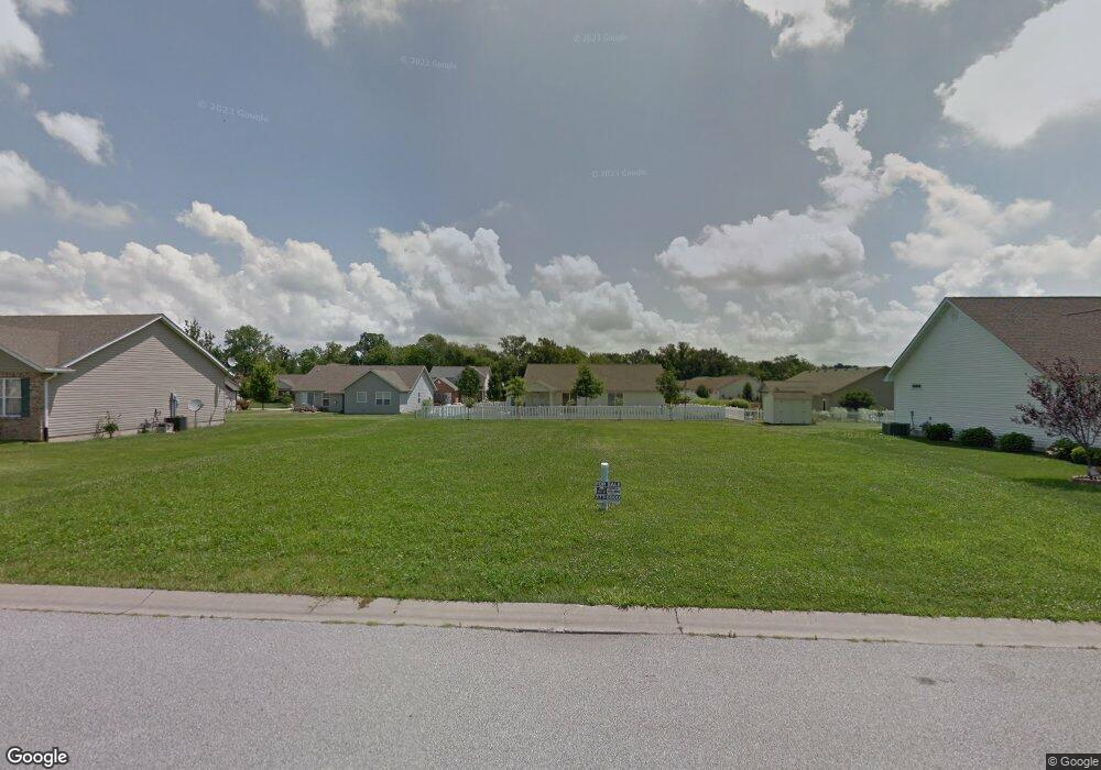 304 Sleeping Indian Dr, Freeburg, IL 62243 - photo 1