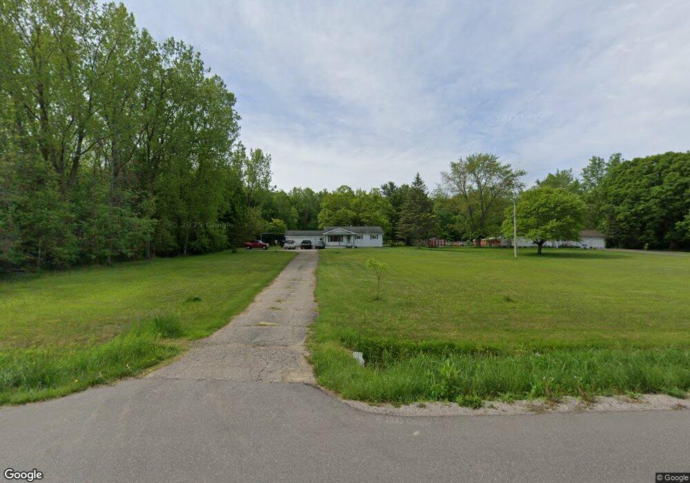 1303 Willard Rd, Birch Run, MI 48415 - photo 1