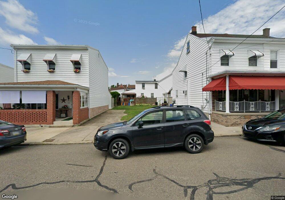 146 N Nichols St, Saint Clair, PA 17970 - photo 1