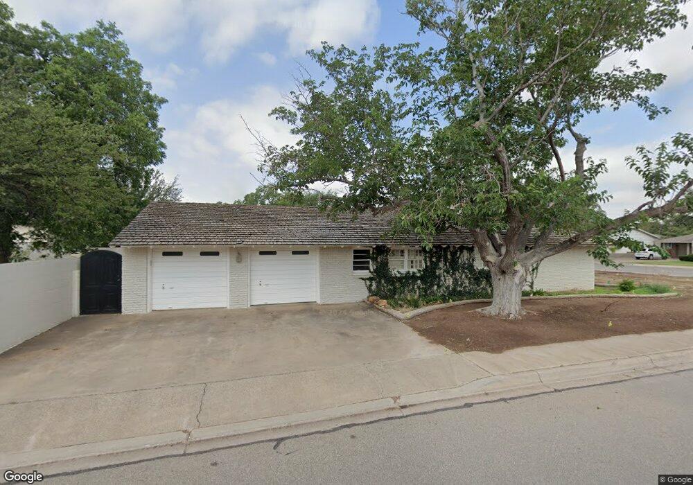 2201 Country Club Dr, Midland, TX 79701 - photo 1