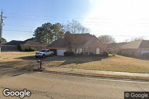 241 Southwind Dr, Richland, MS 39218